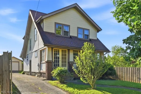 $159,900 | 761 Glendora Avenue, Akron, OH 44320