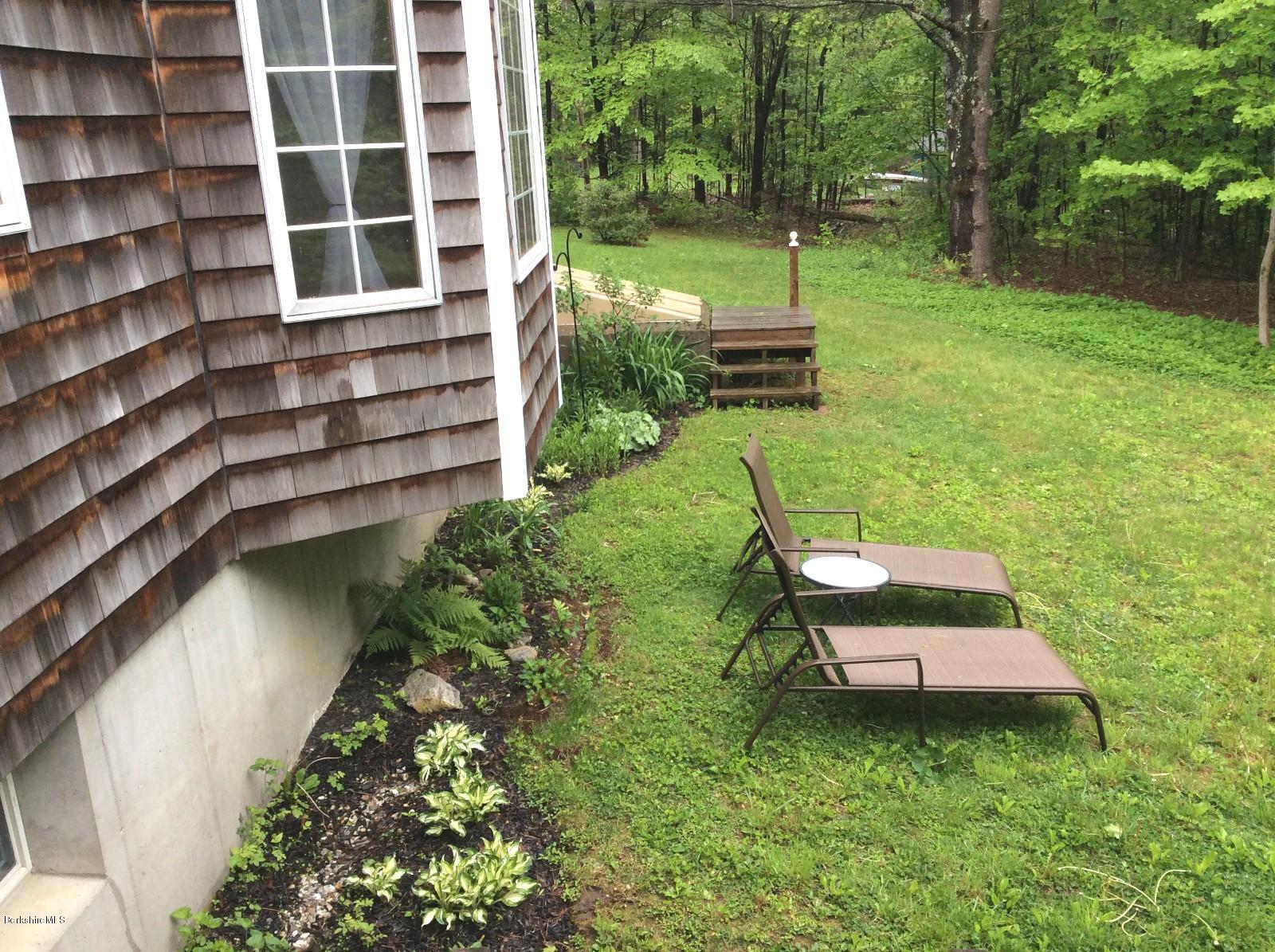 126 George Schnopp Road Hinsdale, MA 01235 - Photo 5 of 32 IMG_3378