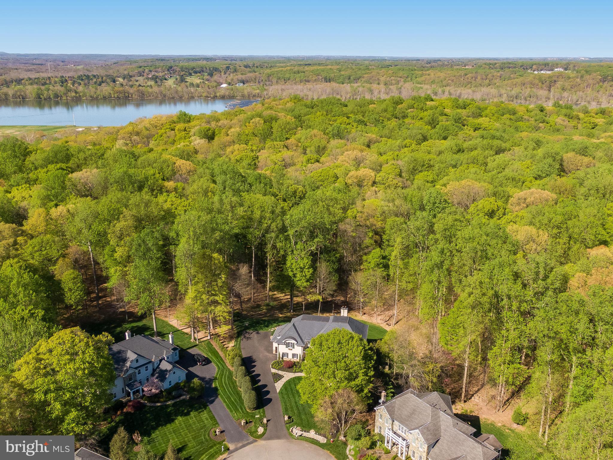101 Chimney Ridge Place Sterling, VA 20165 - Photo 3 of 98 Gallery Image 3