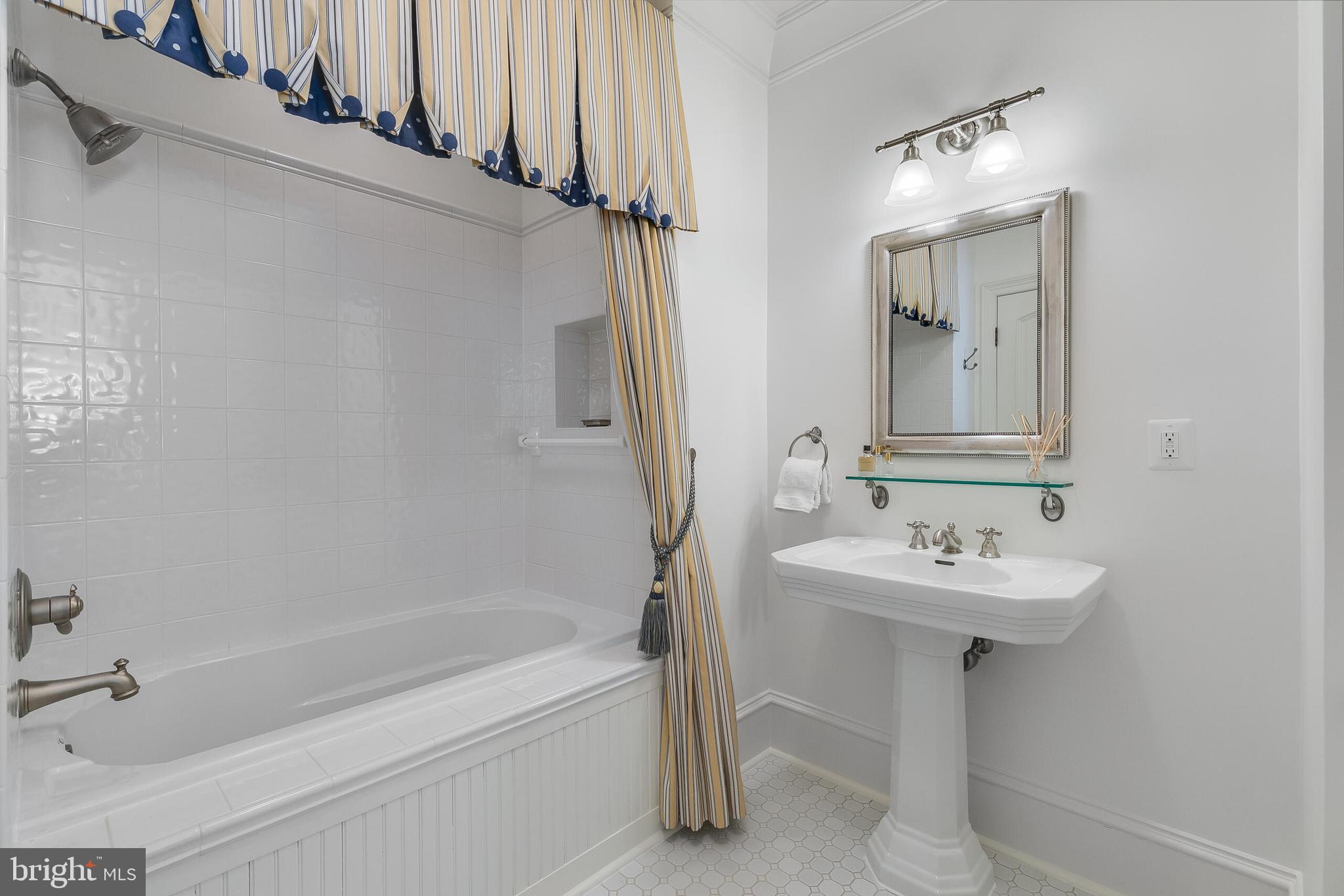 101 Chimney Ridge Place Sterling, VA 20165 - Photo 61 of 98 Gallery Image 61