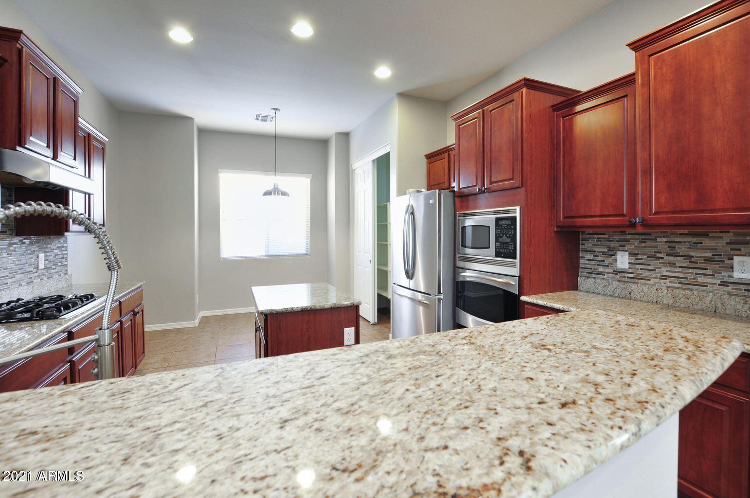 2851 North Riley Road Buckeye, AZ 85396 - Photo 12 of 46 20210206043856048859000000-o