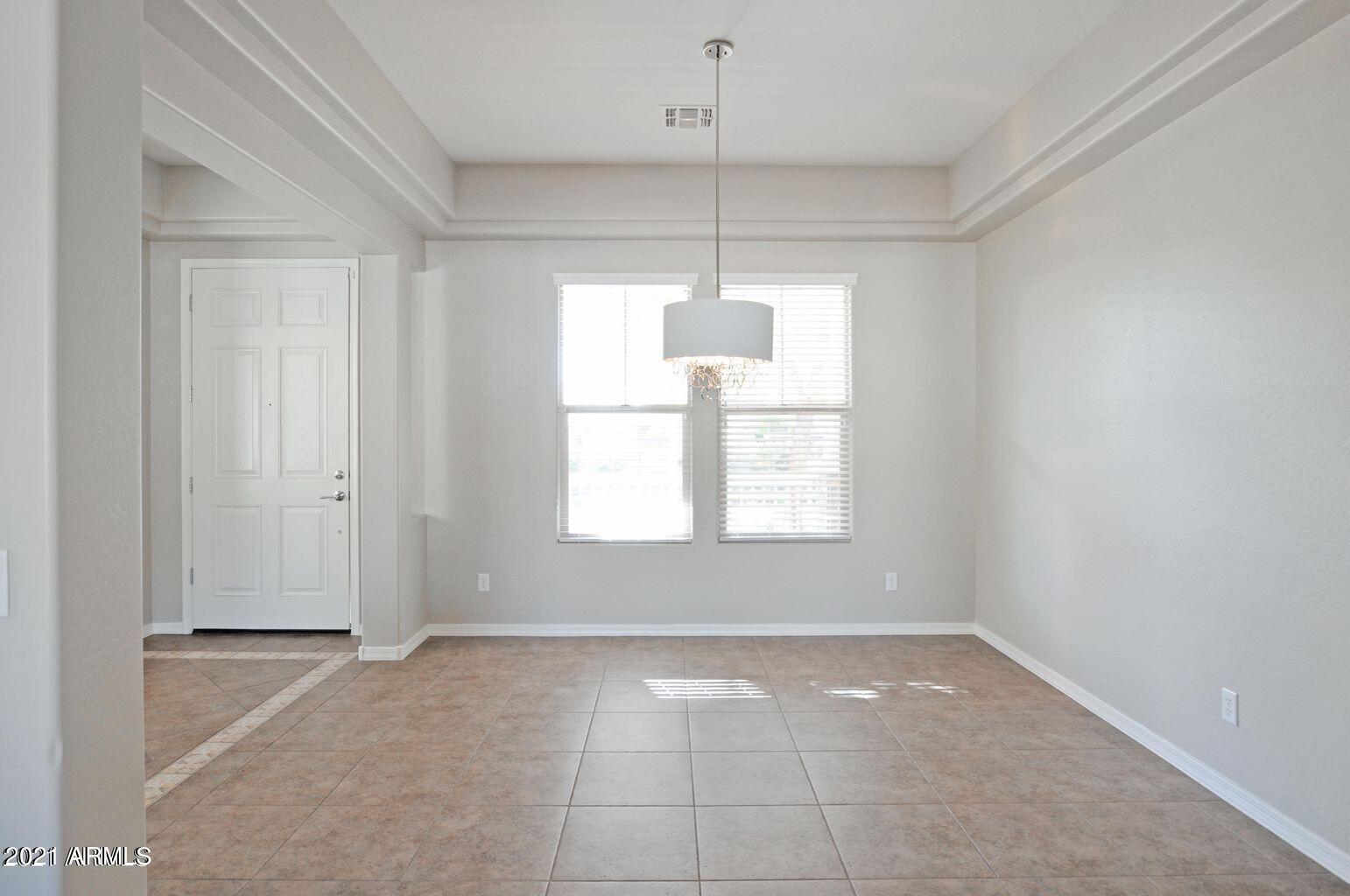 2851 North Riley Road Buckeye, AZ 85396 - Photo 3 of 46 20210206043747557038000000-o