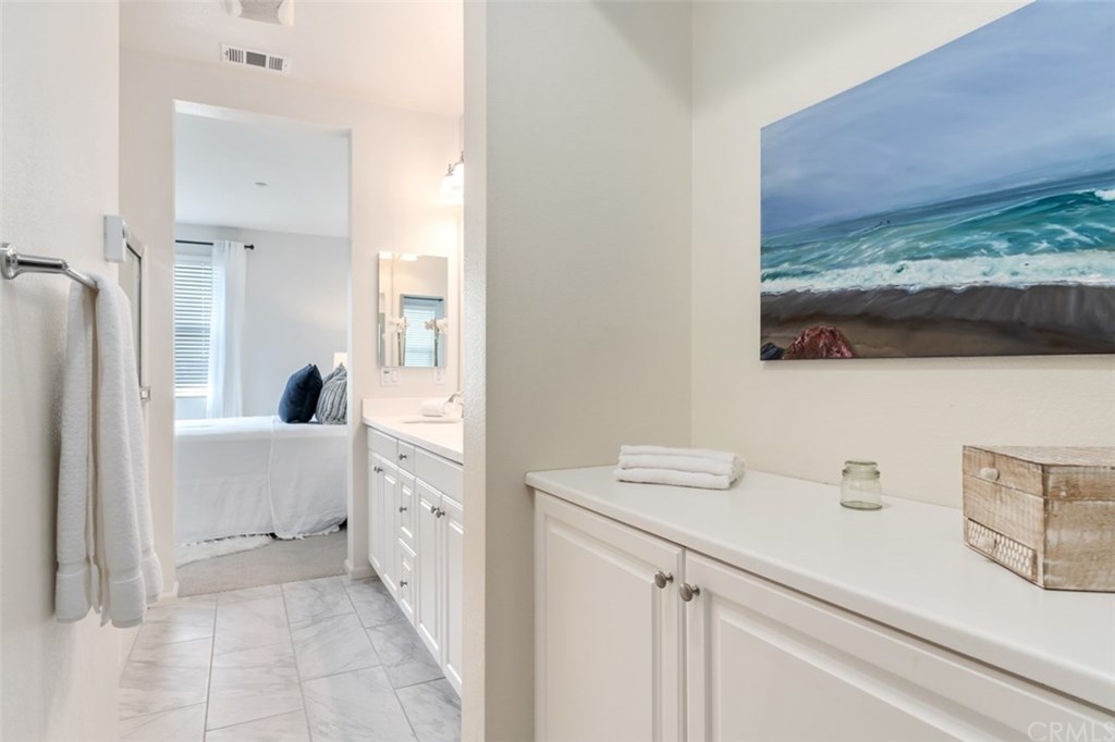 5439 Strand, Unit 103 Hawthorne, CA 90250 - Photo 12 of 27