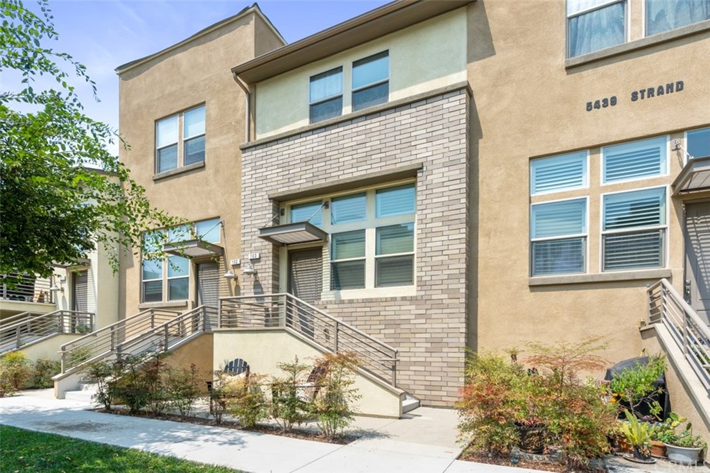 5439 Strand, Unit 103 Hawthorne, CA 90250 - Photo 16 of 27