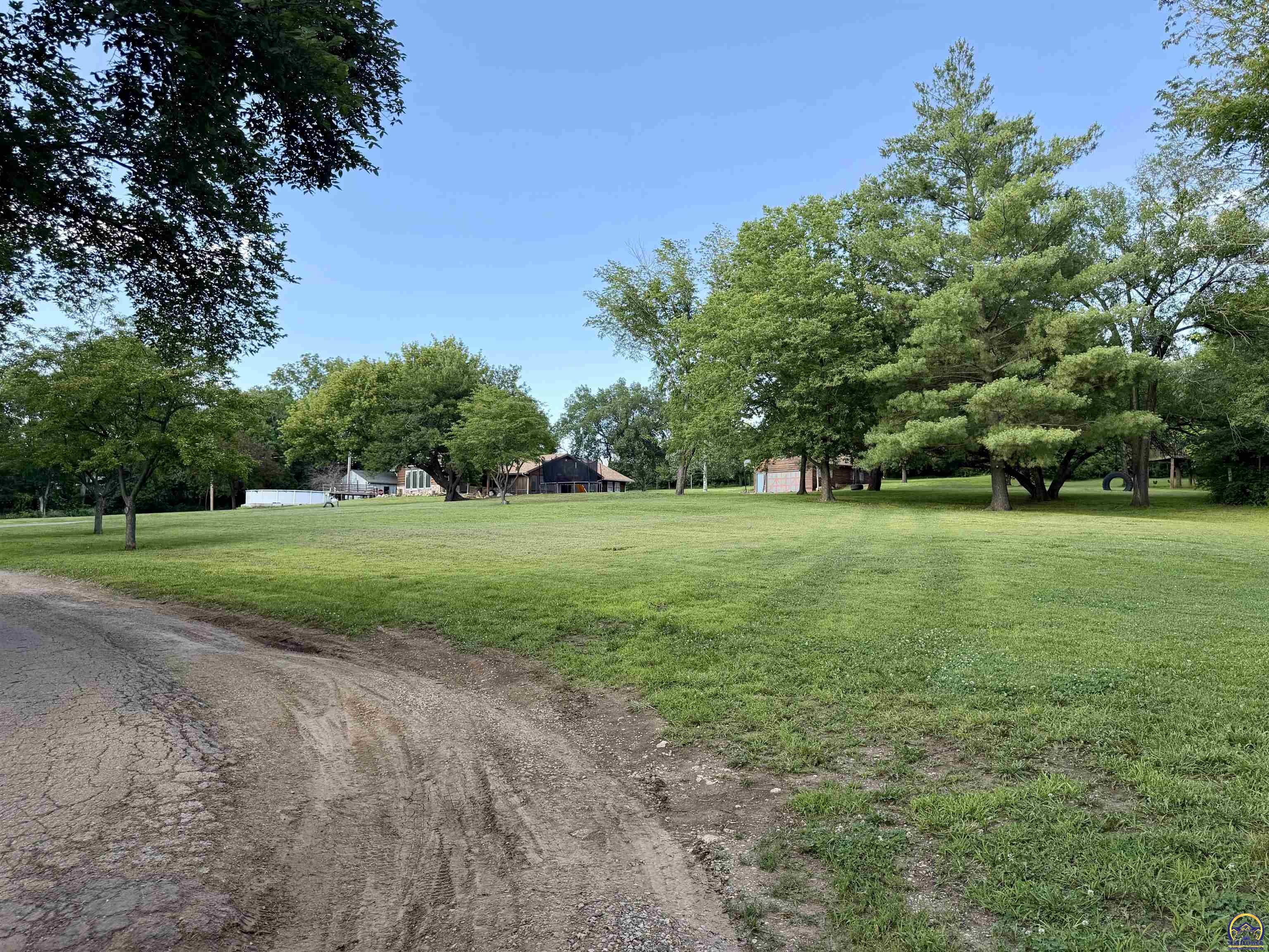 7030 Northwest Valencia Road Silver Lake, KS 66539 - Photo 29 of 34