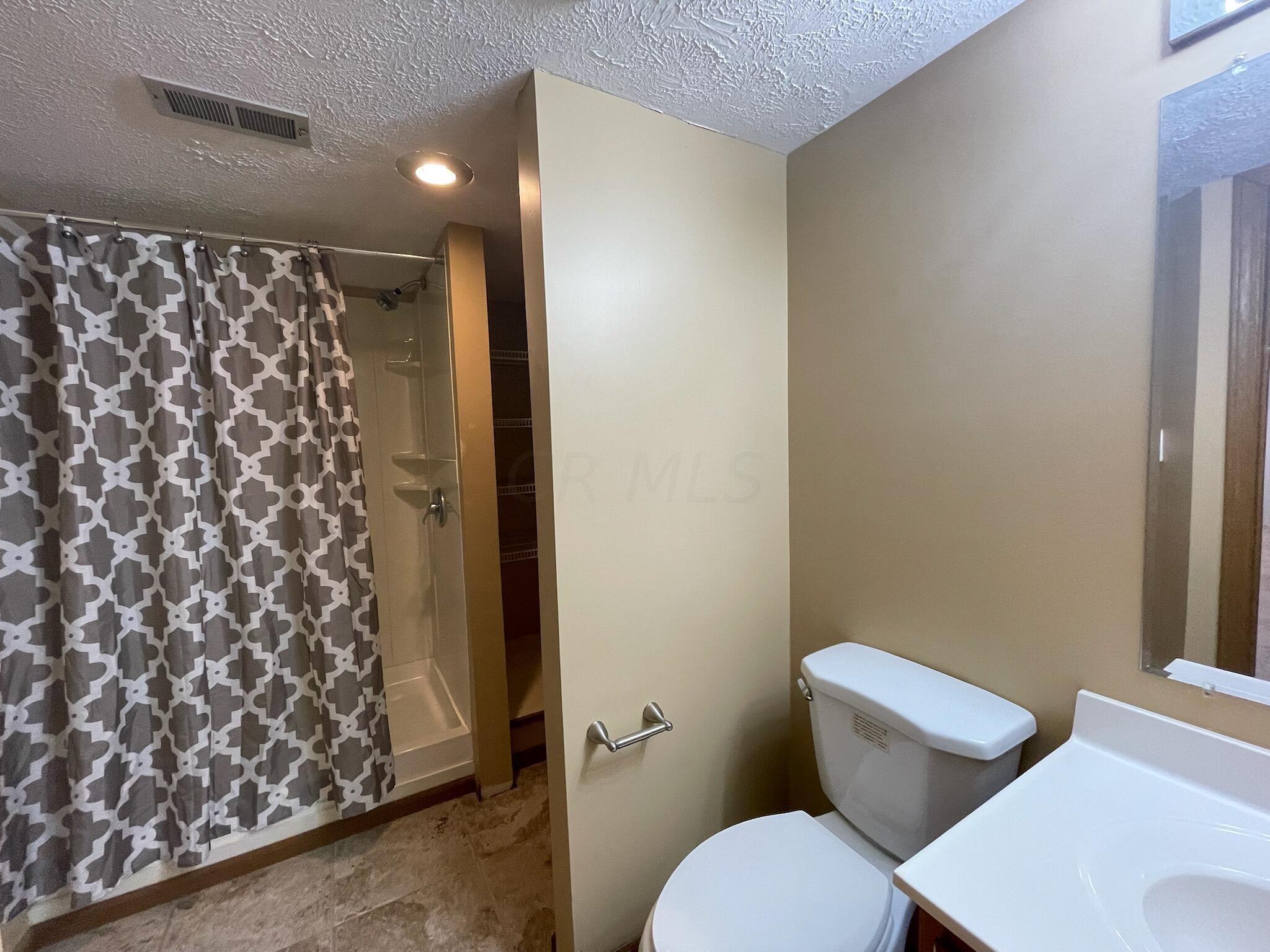 564 Clotts Road Columbus, OH 43230 - Photo 20 of 22