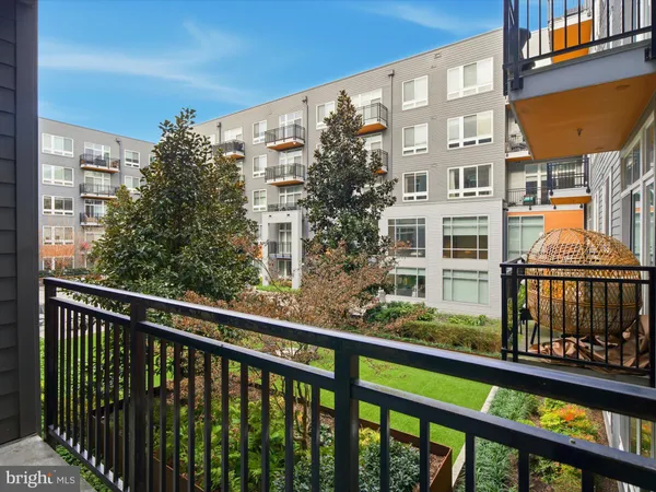 $3,200 | 145 Riverhaven Drive, Unit 214, Oxon Hill, MD 20745