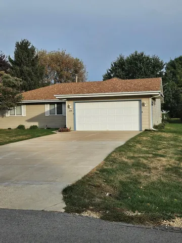 $229,000 | 108 Sequoyah Court Southwest, Poplar Grove, IL 61065