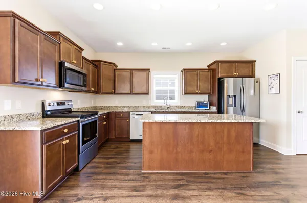 $370,000 | 406 Tyrrell Trail, Jacksonville, NC 28546