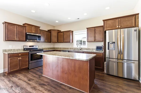 $370,000 | 406 Tyrrell Trail, Jacksonville, NC 28546