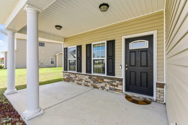 $370,000 | 406 Tyrrell Trail, Jacksonville, NC 28546