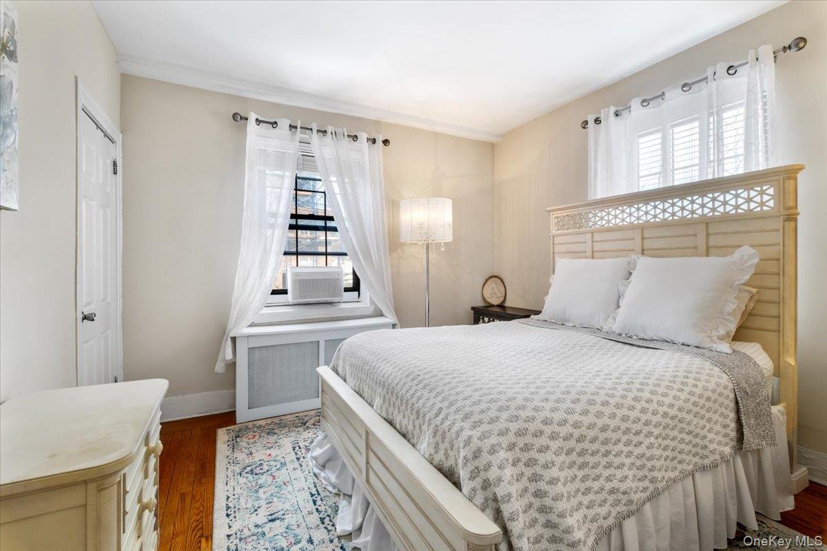 824 Bronx River Road, Unit 3A Bronxville, NY 10708 - Photo 17 of 26 Primary Bedroom has windows on 2 walls and great closets!