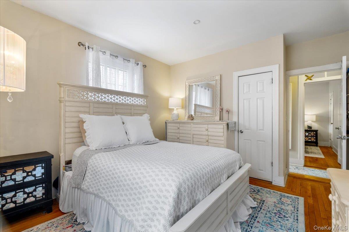 824 Bronx River Road, Unit 3A Bronxville, NY 10708 - Photo 18 of 26 Spacious bedroom