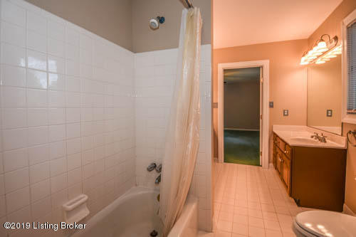 204 Fairmeade Road Louisville, KY 40207 - Photo 33 of 72 DSC_8845