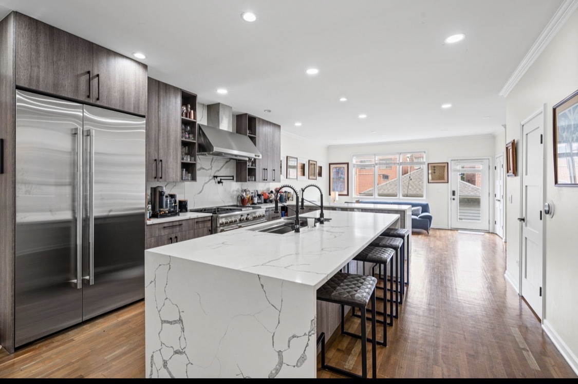 1302 West 33rd Street Chicago, IL 60608 - Photo 3 of 20