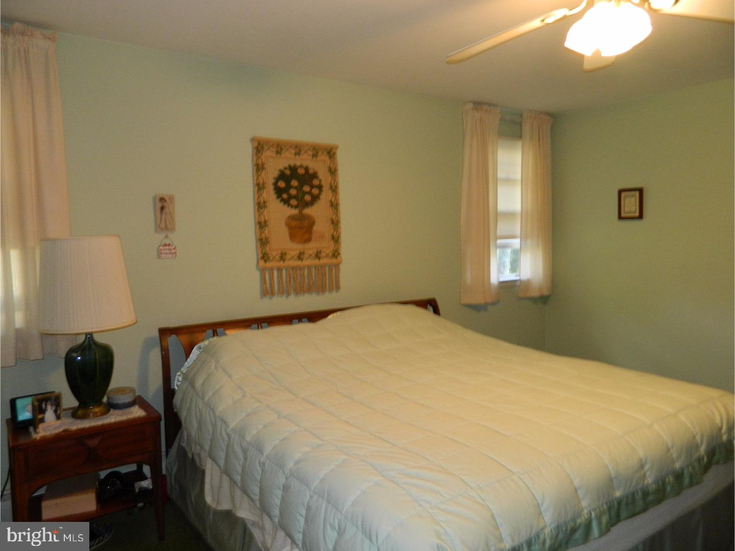 183 Shoemaker Road Huntingdon Valley, PA 19006 - Photo 7 of 15 Bedroom - Main