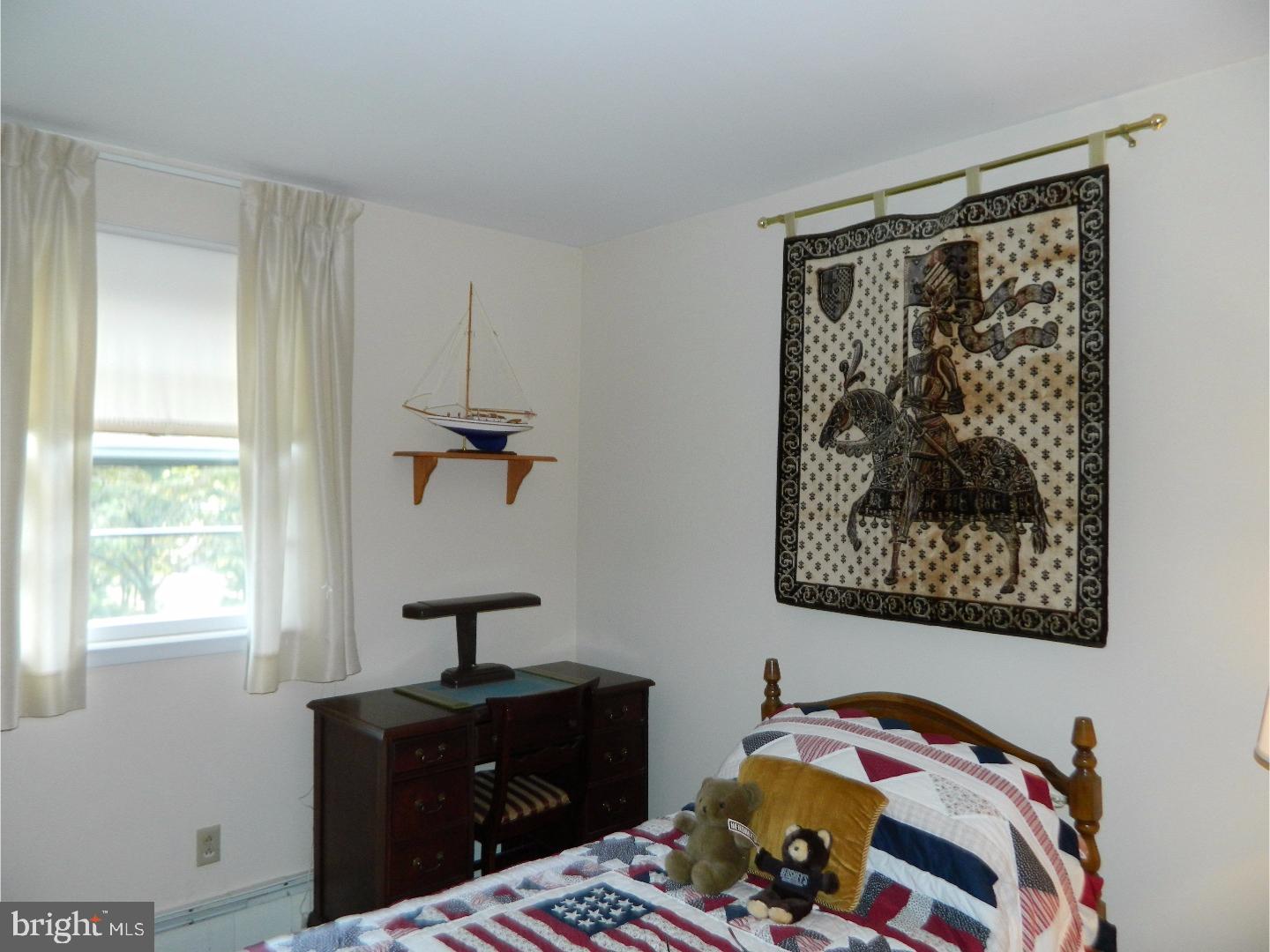 183 Shoemaker Road Huntingdon Valley, PA 19006 - Photo 10 of 15 Bedroom 3
