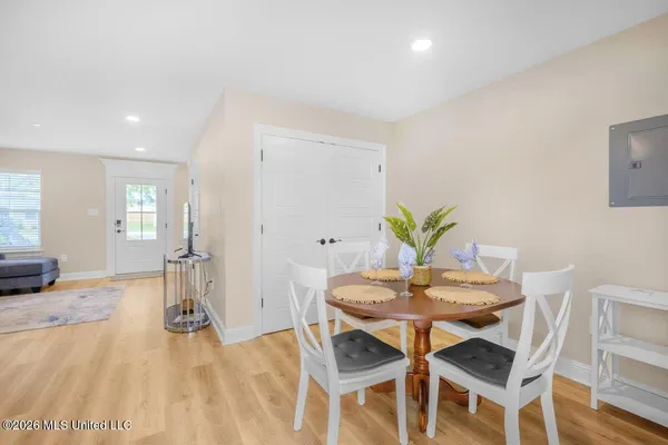 $2,900 | 122 Coral Breeze, Biloxi, MS 39531