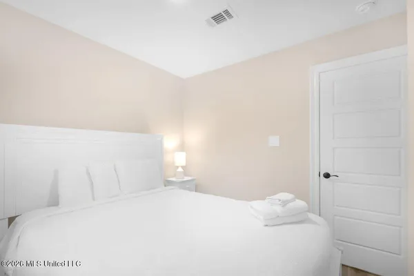 $2,900 | 122 Coral Breeze, Biloxi, MS 39531