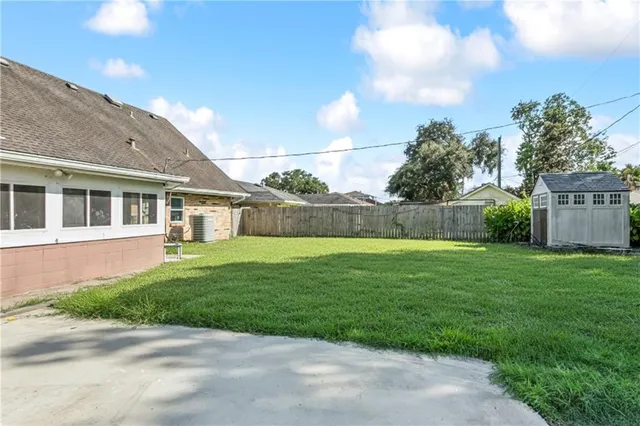 $2,500 | 740 Huckleberry Lane, Terrytown, LA 70056