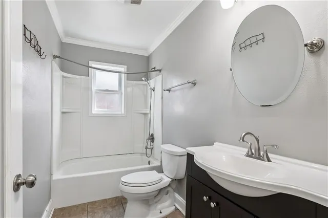 $2,500 | 740 Huckleberry Lane, Terrytown, LA 70056