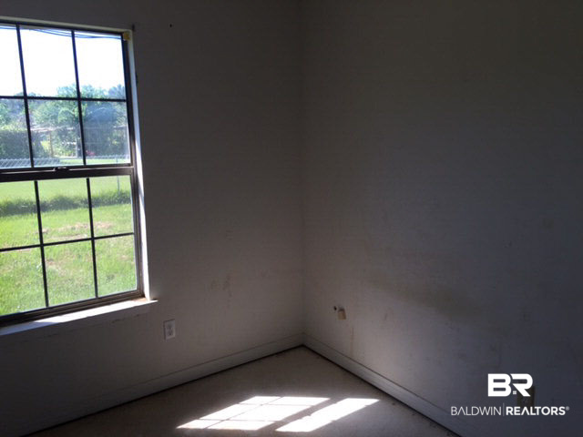 7230 Kenny Lundy Road Theodore, AL 36582 - Photo 12 of 20