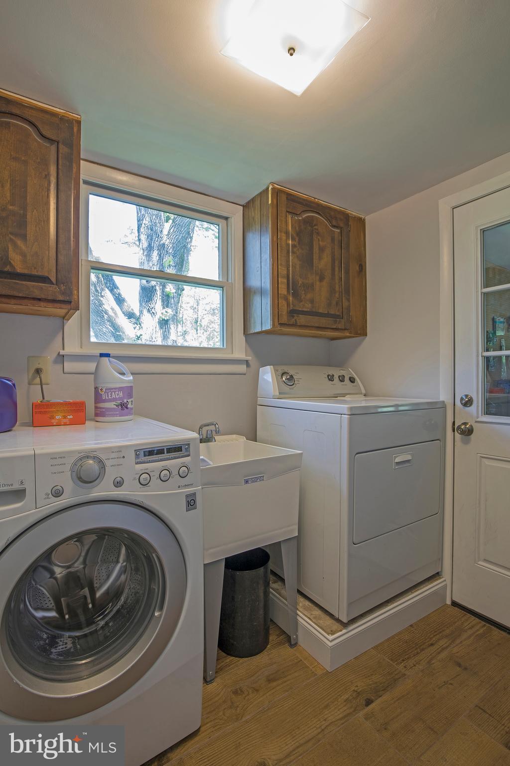 1389 Upper State Road Chalfont, PA 18914 - Photo 45 of 45 laundry room entrance from garage
