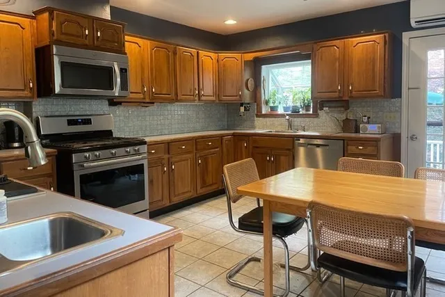 $4,900 | 39 Walker Street, Unit 39, Cambridge, MA 02138