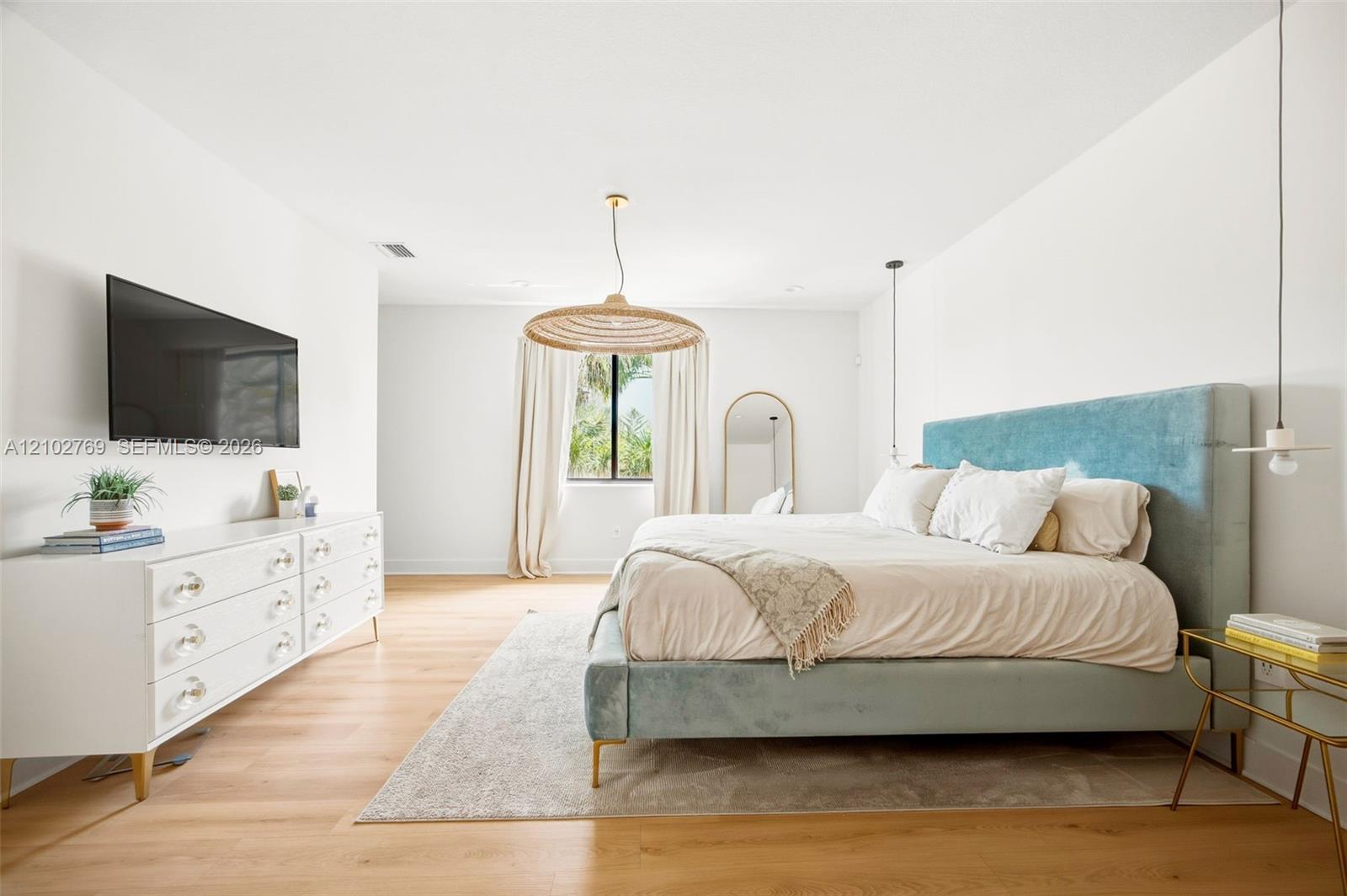 6434 Southwest 38th Street Miami, FL 33155 - Photo 12 of 28 Gallery Image 12