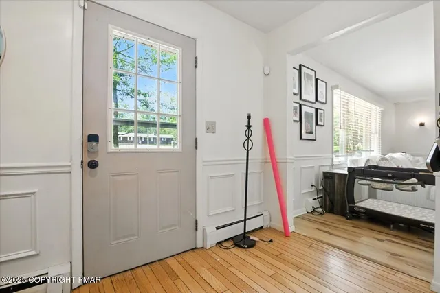 a view of a house with a garage