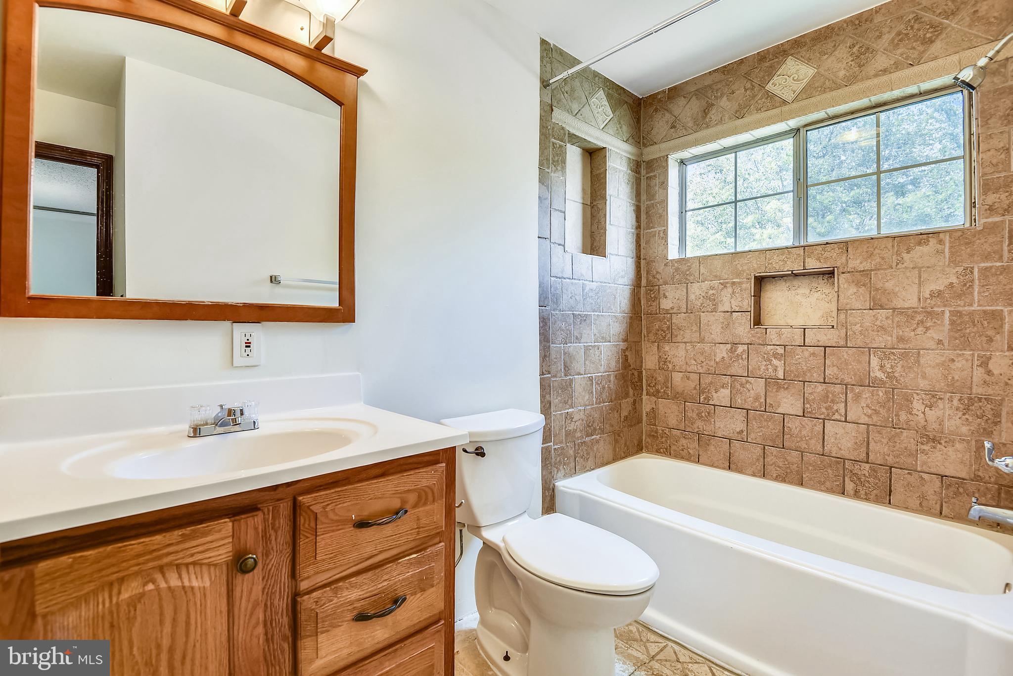 1018 Fallcrest Court, Unit 301 Bowie, MD 20721 - Photo 11 of 30