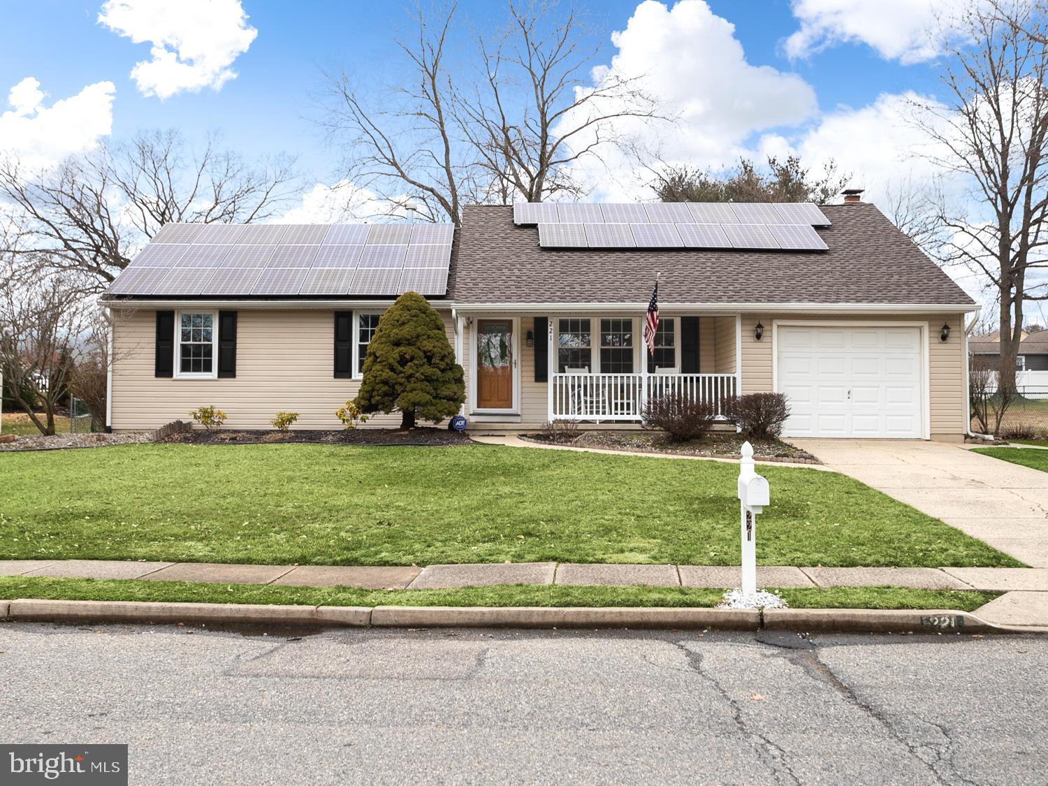 221 Paddock Way Delran, NJ 08075 - Photo 2 of 32 Gallery Image 2