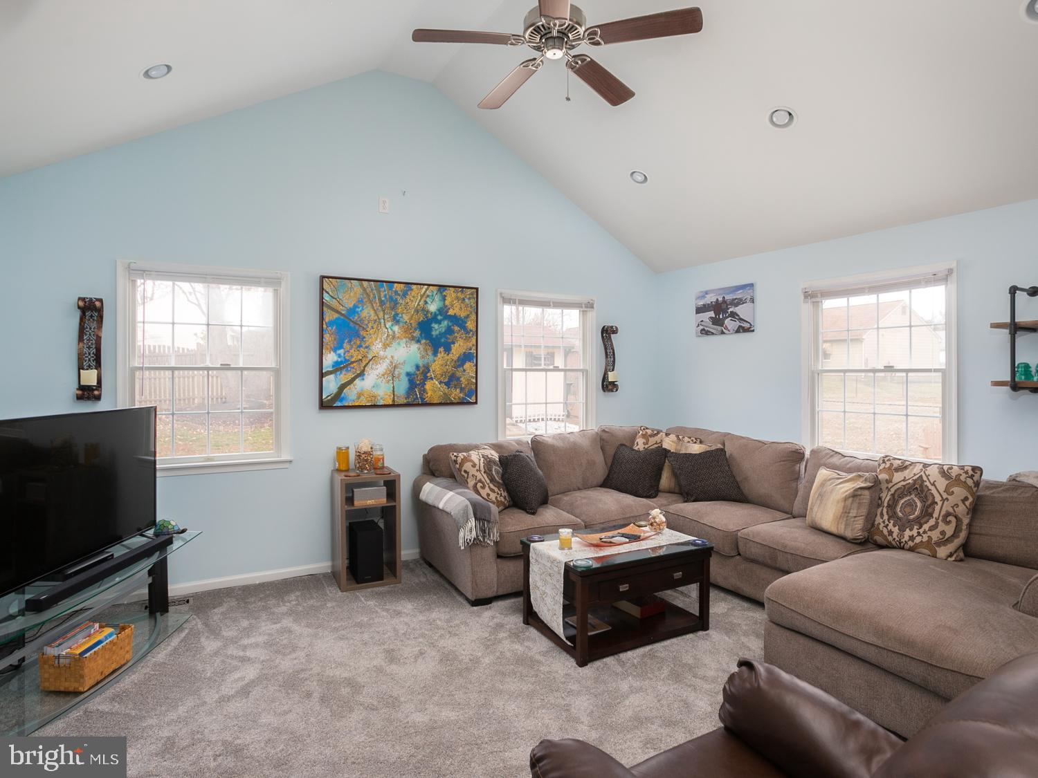 221 Paddock Way Delran, NJ 08075 - Photo 18 of 32 Gallery Image 18