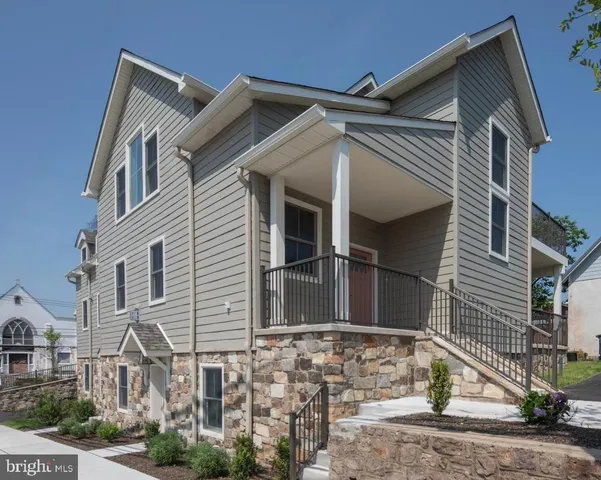 $1,150,000 | 25 North Ridge Avenue, Unit B, Ambler, PA 19002