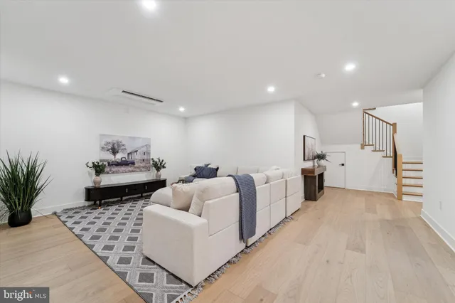 $1,150,000 | 25 North Ridge Avenue, Unit B, Ambler, PA 19002