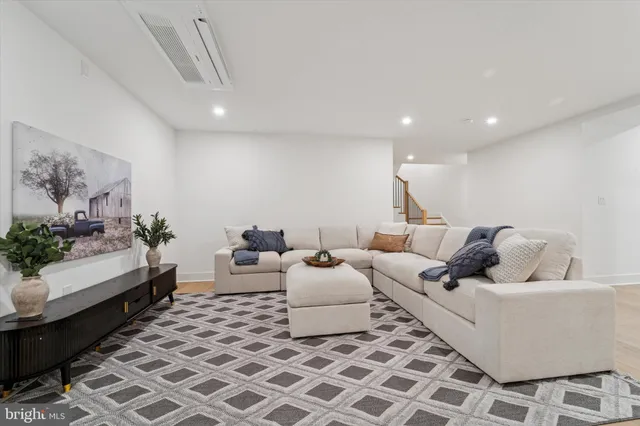 $1,150,000 | 25 North Ridge Avenue, Unit B, Ambler, PA 19002