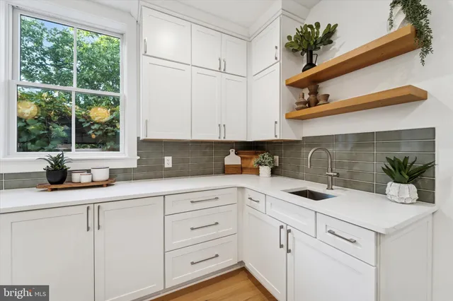 $1,150,000 | 25 North Ridge Avenue, Unit B, Ambler, PA 19002