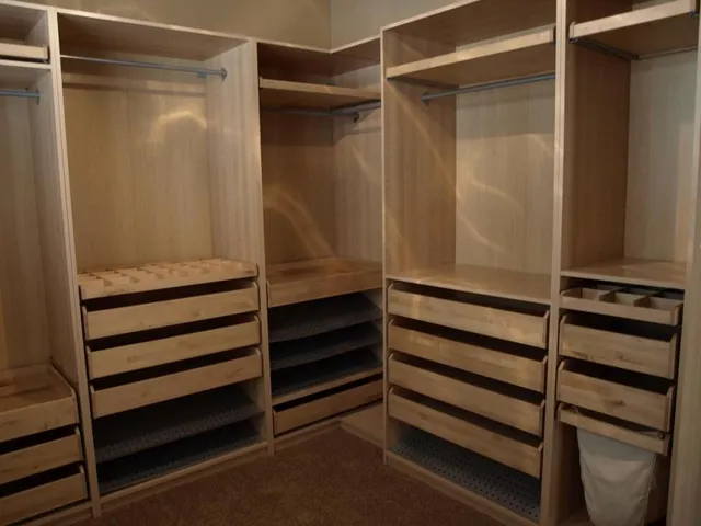 a view of walk in closet