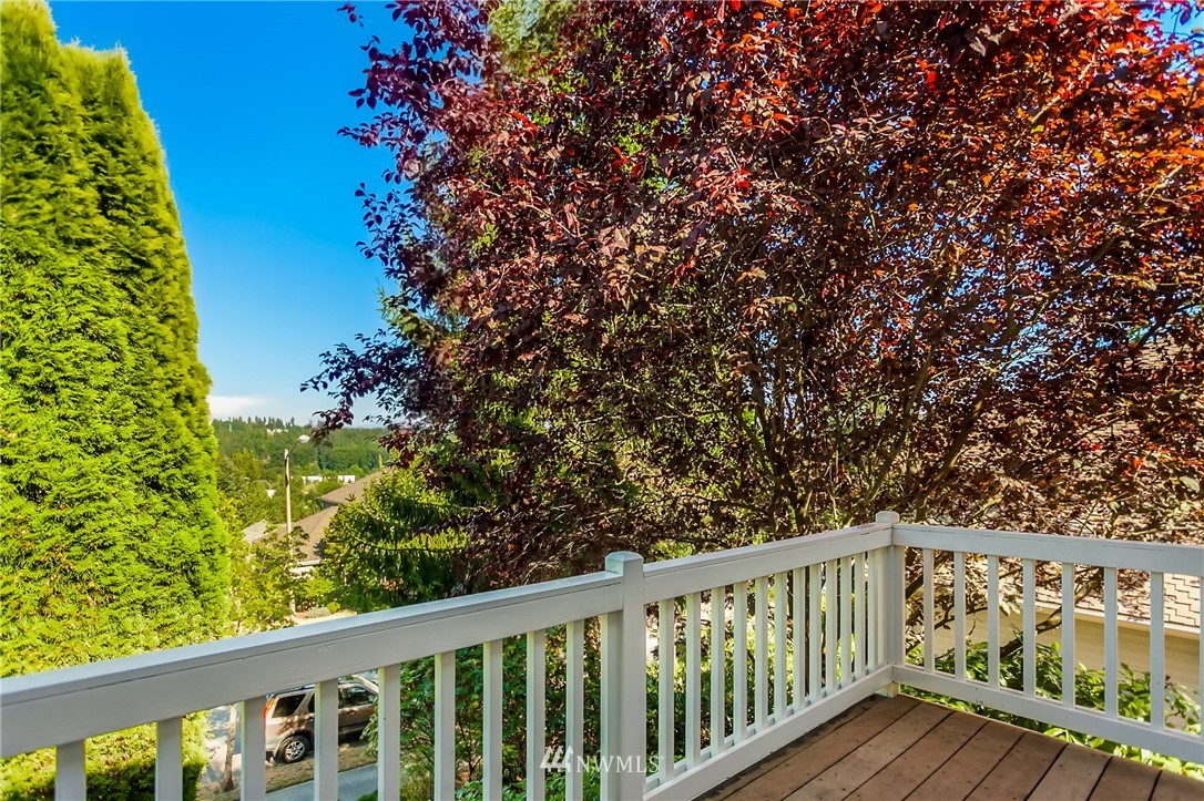 19617 110th Place Northeast Bothell, WA 98011 - Photo 21 of 25 Gallery Image 21