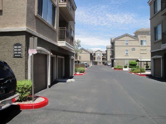 909 East Camelback Road, Unit 2023 Phoenix, AZ 85014 - Photo 9 of 9 parking