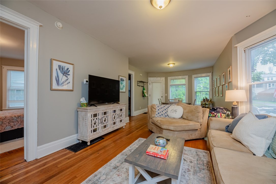 39 Oxford Street Rochester, NY 14607 - Photo 33 of 49