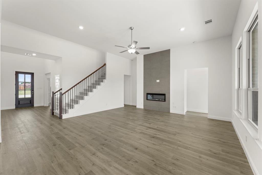 507 Pinnacles Court Forney, TX 75126 - Photo 6 of 31 06. 507 Pinnacles - Family (2)