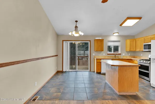 $420,000 | 8561 Nebraska Street, Rathdrum, ID 83858