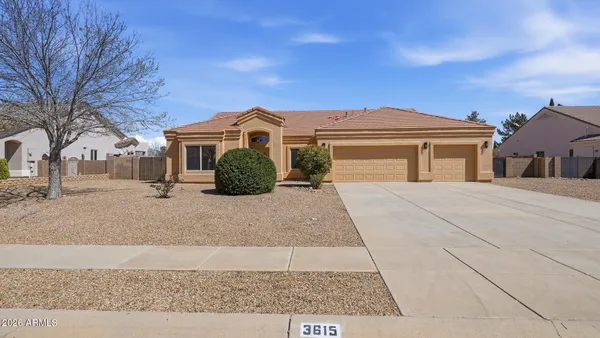 $570,000 | 3615 La Terraza Drive, Sierra Vista, AZ 85650