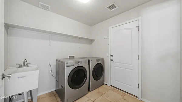 $570,000 | 3615 La Terraza Drive, Sierra Vista, AZ 85650