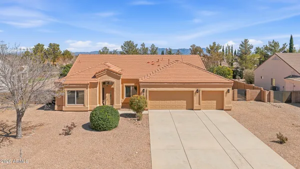 $570,000 | 3615 La Terraza Drive, Sierra Vista, AZ 85650