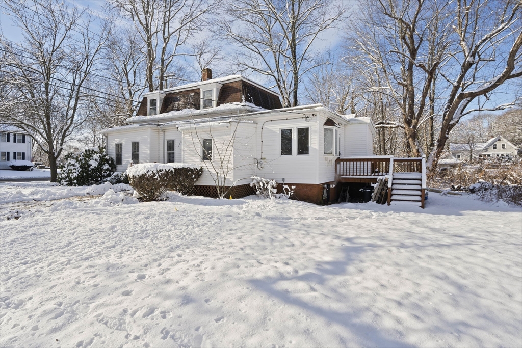 535 Webster Street Hanover, MA 02339 - Photo 3 of 15