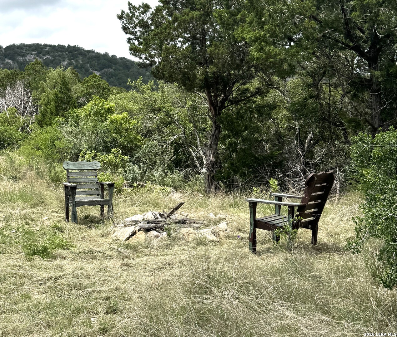 2190 Cr 650 Rocksprings Tx 78880 Del Rio, TX 78840 - Photo 62 of 62 a view of a bench in the backyard of a house