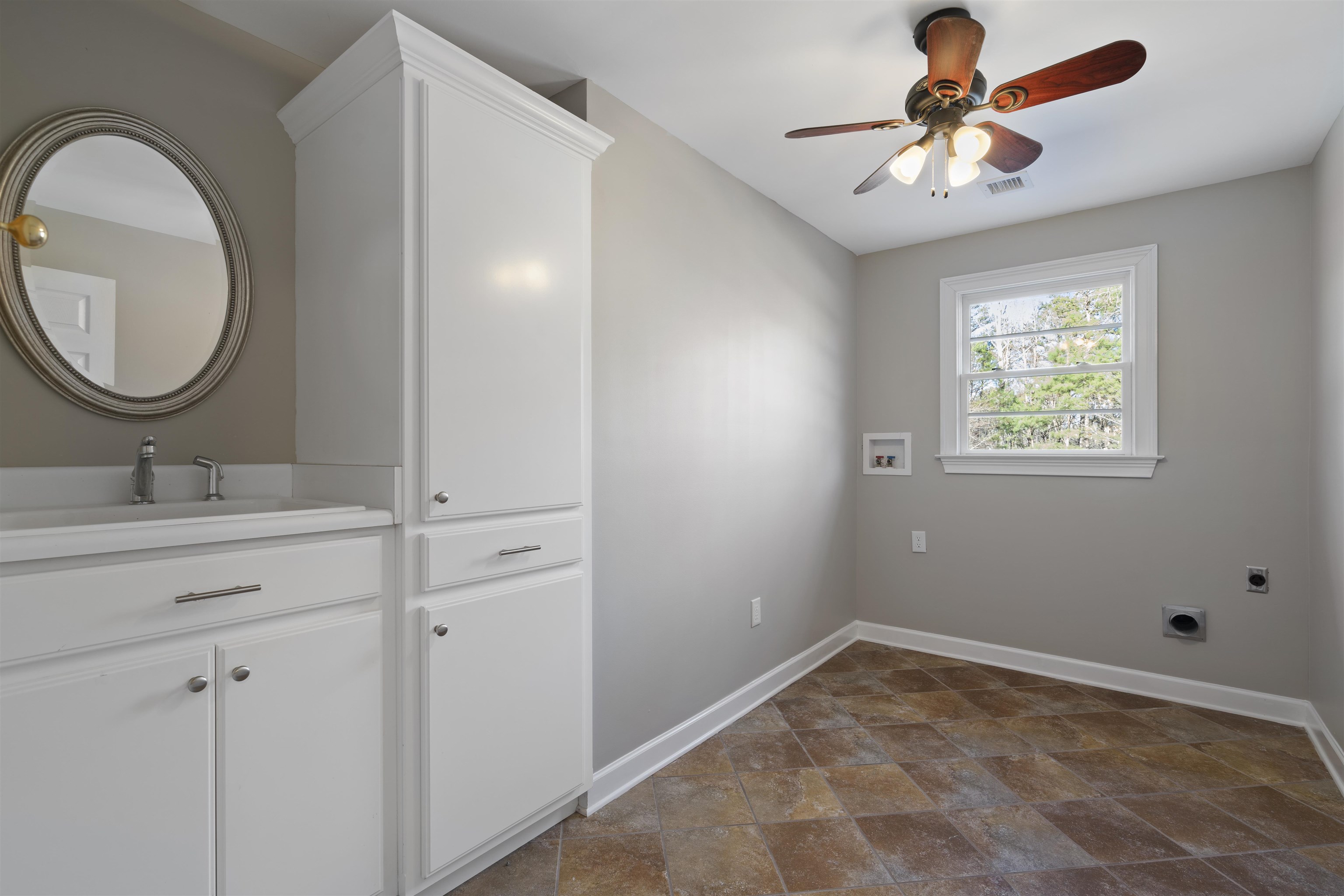 2049 Walnut Grove Road Roebuck, SC 29376 - Photo 23 of 36