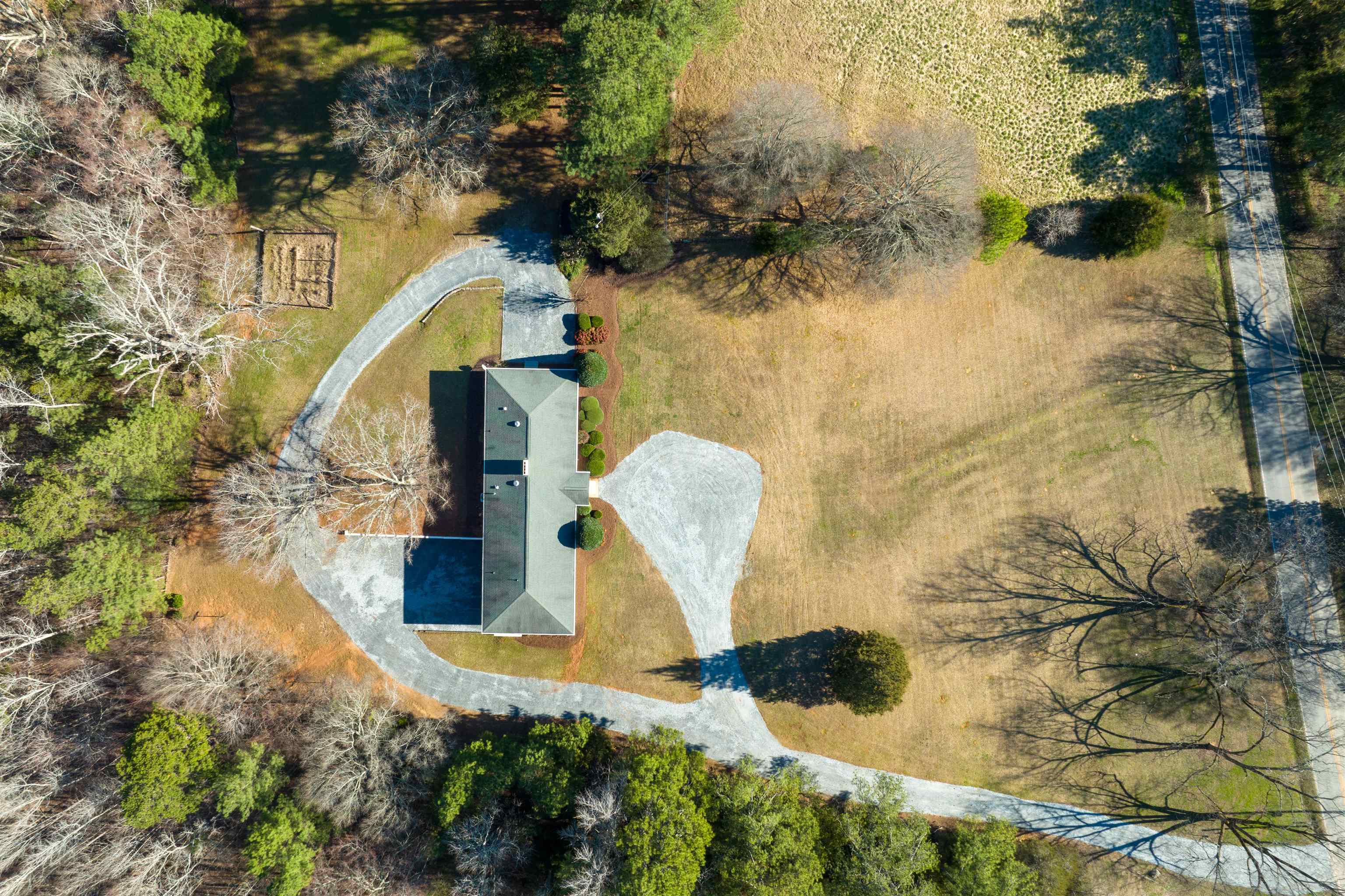 2049 Walnut Grove Road Roebuck, SC 29376 - Photo 3 of 36